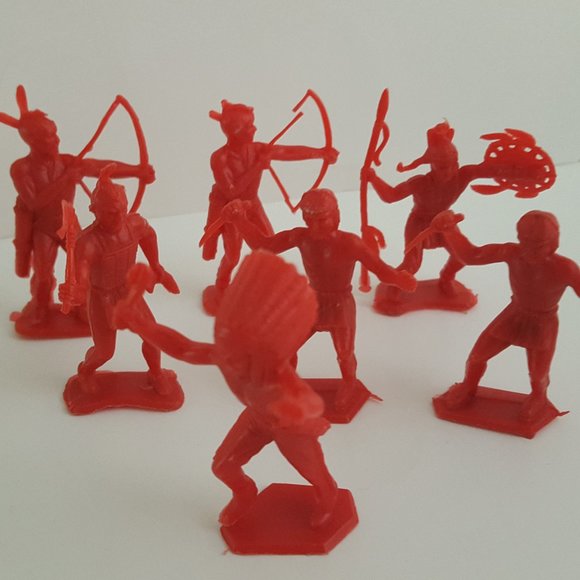 Vintage Plastic Toys Native American and Cowboy Figures - Picture 5 of 14